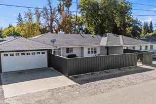 1048 Briar Ln, Yuba City, CA 95991 - Photo 1