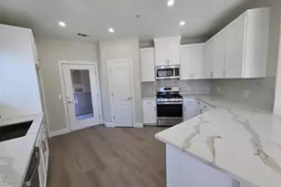 1300 Milano Dr, West Sacramento, CA 95691 - Photo 11
