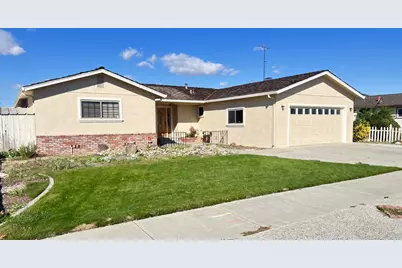 720 C, Hollister, CA 95023 - Photo 1