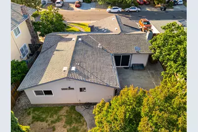 9372 Snowbird Way, Sacramento, CA 95826 - Photo 35