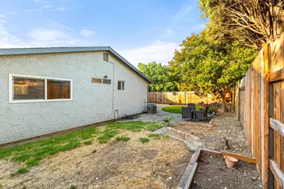 9372 Snowbird Way, Sacramento, CA 95826 - Photo 33