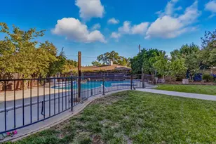 2727 Lacy Ln, Sacramento, CA 95821 - Photo 73
