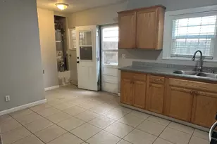 1235 N St, Newman, CA 95360 - Photo 7