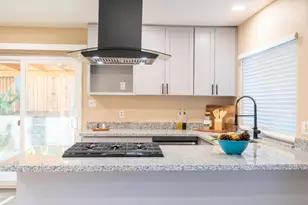 5688 Andrea Blvd, Sacramento, CA 95842 - Photo 7