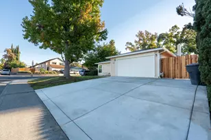 5688 Andrea Blvd, Sacramento, CA 95842 - Photo 27