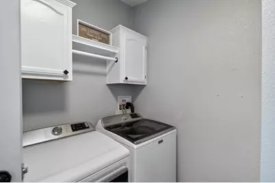 Village Circle, Sacramento, CA 95838 - Photo 13