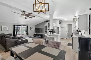 Village Circle, Sacramento, CA 95838 - Photo 9