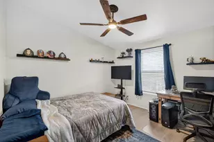 Village Circle, Sacramento, CA 95838 - Photo 19