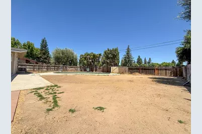 1237 De Cesari Avenue, Madera, CA 93637 - Photo 29