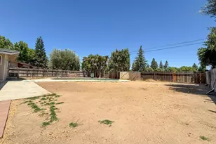 1237 De Cesari Ave, Madera, CA 93637 - Photo 29