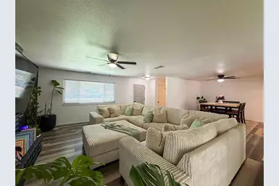 1237 De Cesari Avenue, Madera, CA 93637 - Photo 5