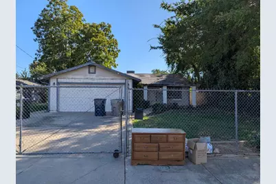 4901 Mascot Avenue, Sacramento, CA 95820 - Photo 1