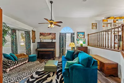 8136 Chimango Way, Antelope, CA 95843 - Photo 5