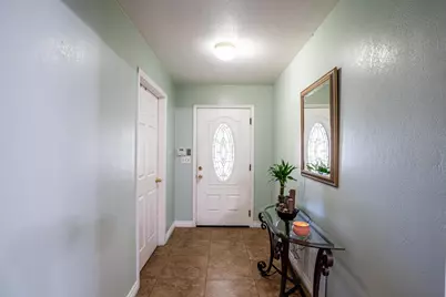 802 W Center Street, Manteca, CA 95337 - Photo 11