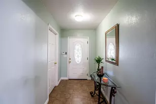 802 W Center St, Manteca, CA 95337 - Photo 11