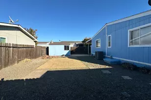 Cottonwood Ln, Sacramento, CA 95828 - Photo 17