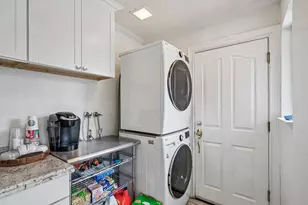 1602 Venetian Dr, Stockton, CA 95207 - Photo 25