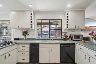 1602 Venetian Dr, Stockton, CA 95207 - Photo 13