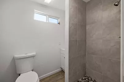 9893 Vista Avenue, Hanford, CA 93230 - Photo 9