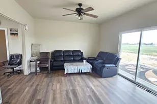 11881 Griffith Rd, Turlock, CA 95380 - Photo 9