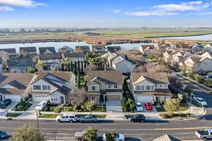 1084 Navigator Dr, Lathrop, CA 95330 - Photo 35