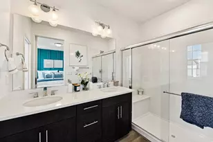 8647 Starburst Way, Sacramento, CA 95823 - Photo 17