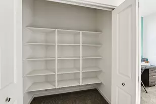 8647 Starburst Way, Sacramento, CA 95823 - Photo 27