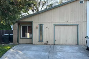 8541 Still Woods Ct, Sacramento, CA 95828 - Photo 1