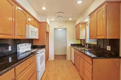 1532 Burnside Way, Stockton, CA 95207 - Photo 11