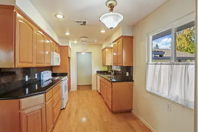 1532 Burnside Way, Stockton, CA 95207 - Photo 13