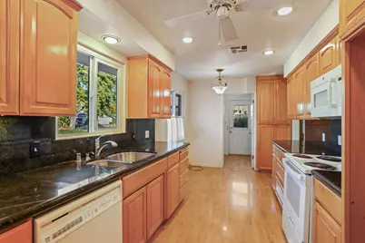 1532 Burnside Way, Stockton, CA 95207 - Photo 9