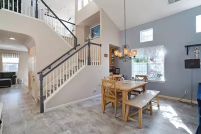 10121 Nebbiolo Court, Elk Grove, CA 95624 - Photo 7