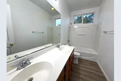 10292 Marlaw Way, Elk Grove, CA 95757 - Photo 19