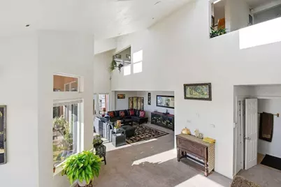 9028 Burr Street, Oakland, CA 94605 - Photo 15