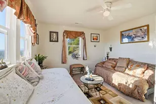 9028 Burr St, Oakland, CA 94605 - Photo 23