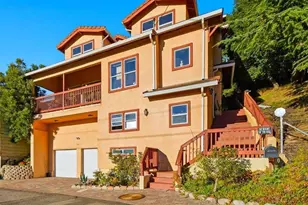 9028 Burr St, Oakland, CA 94605 - Photo 1