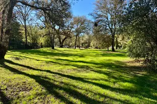 10123 Valley Oak Ct, Penn Valley, CA 95946 - Photo 1