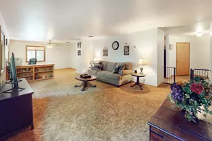 8945 Holmes Way, Brownsville, CA 95919 - Photo 27