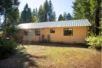 8945 Holmes Way, Brownsville, CA 95919 - Photo 11