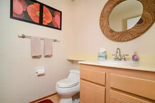 151 Hartnell Pl, Sacramento, CA 95825 - Photo 17