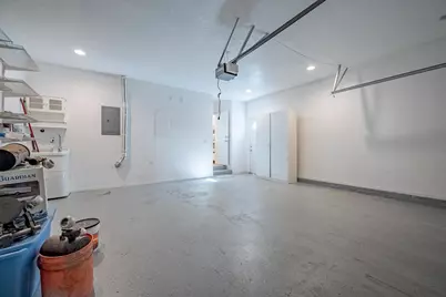 2988 Bedford Drive, Merced, CA 95340 - Photo 33