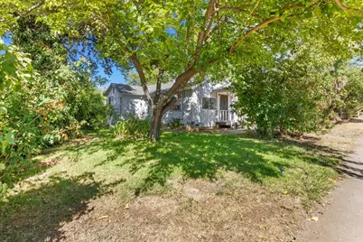 302 B, Wheatland, CA 95692 - Photo 1