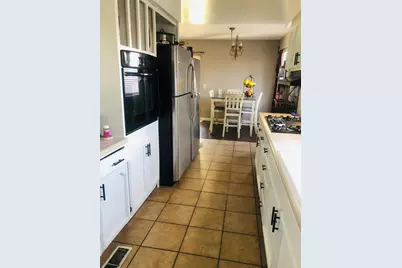 1010 E D Street, Oakdale, CA 95361 - Photo 3