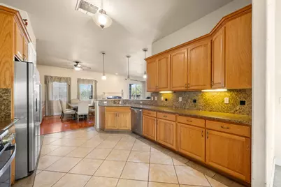 6581 Wisconsin Avenue, Arbuckle, CA 95912 - Photo 11