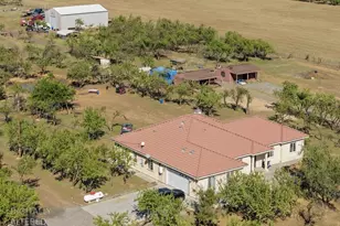 6581 Wisconsin Ave, Arbuckle, CA 95912 - Photo 3