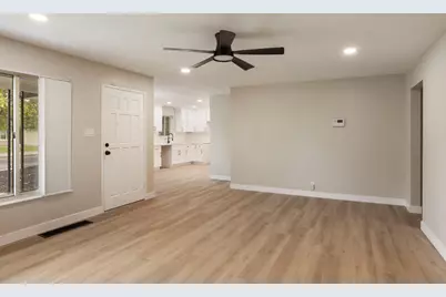 648 Daisy Avenue, Lodi, CA 95240 - Photo 5