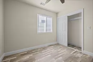 2052 E 4th St, Stockton, CA 95206 - Photo 11