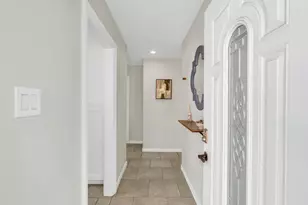 6044 Gilman Way, North Highlands, CA 95660 - Photo 5