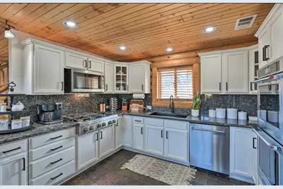 2000 Faith Lynn Lane, Valley Springs, CA 95252 - Photo 9