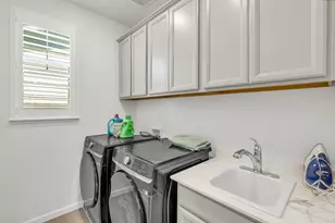 8388 Canary Pine Way, Elk Grove, CA 95757 - Photo 45